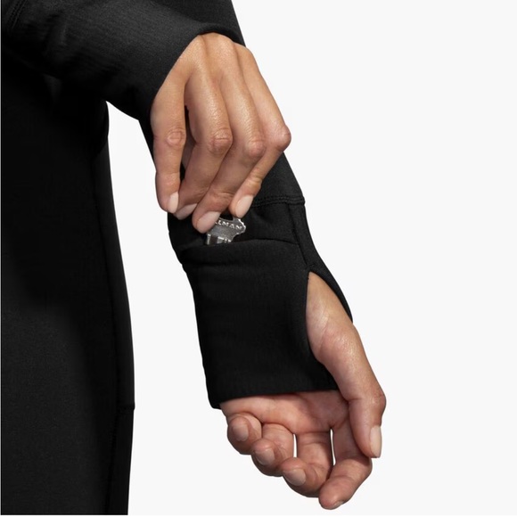 Brooks Notch Thermal Long Sleeve - Picture 7 of 16